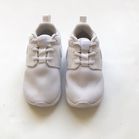 Nike white Roshe sneakers EUC size 8 - Picture 4 of 9